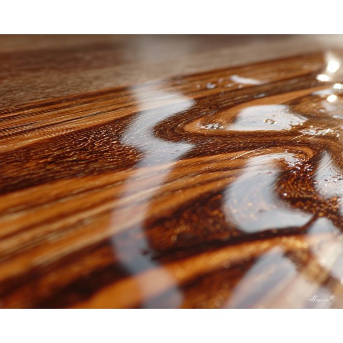 WOOD VARNISH DETAIL