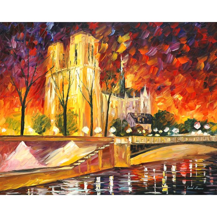 NOTRE DAME DE PARIS AT SUNSET