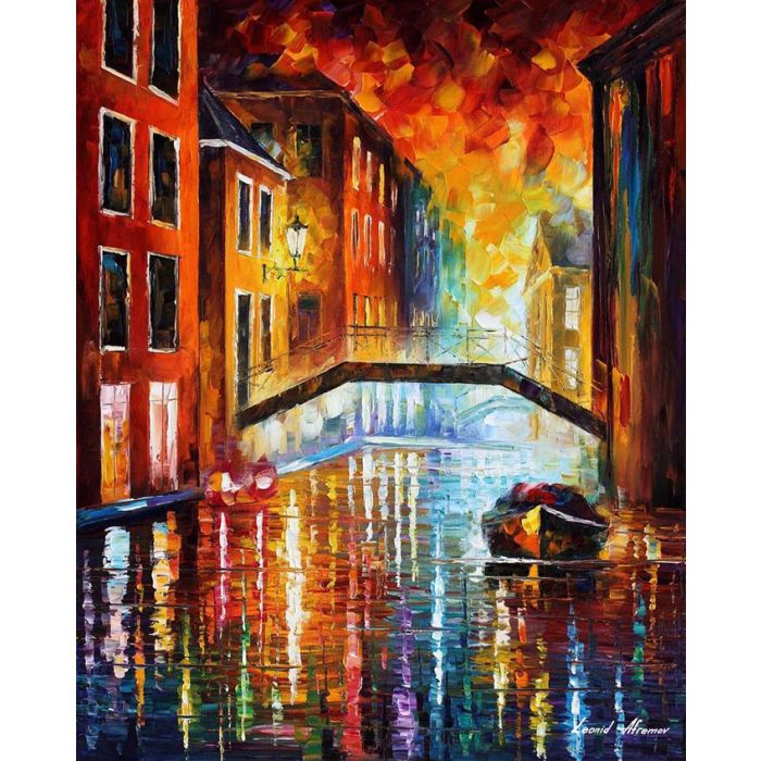 THE CANALS OF VENICE AT NIGHT