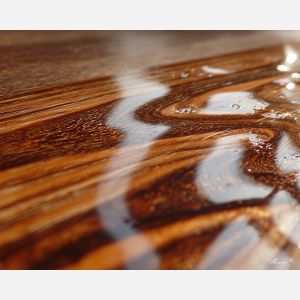 WOOD VARNISH DETAIL