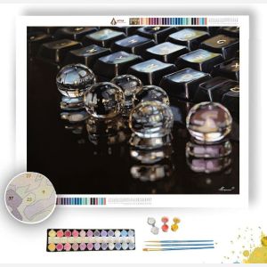 KEYBOARD REFLECTION - Paint by Numbers Full Kit