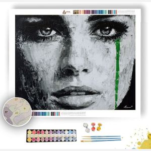 EMERALD TEAR B&W - Paint by Numbers Full Kit