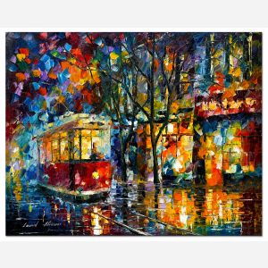 RED TRAM IN THE RAINY CITY