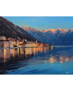 LAKE COMO REFLECTION