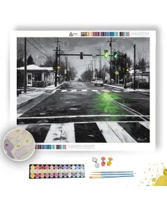 GREEN LIGHT CROSSING B&W - Paint by Numbers Full Kit