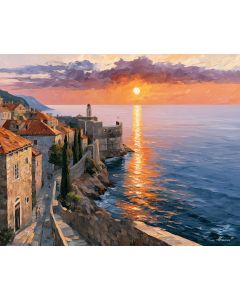 DUBROVNIK WALLS AT SUNSET