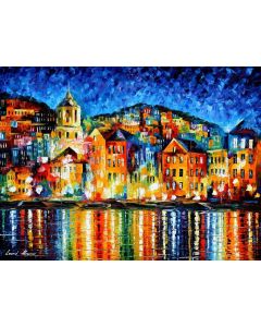 NIGHT TOWN AT THE HARBOR