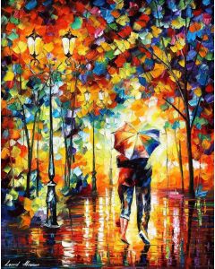 COUPLE UNDER ONE UMBRELLA