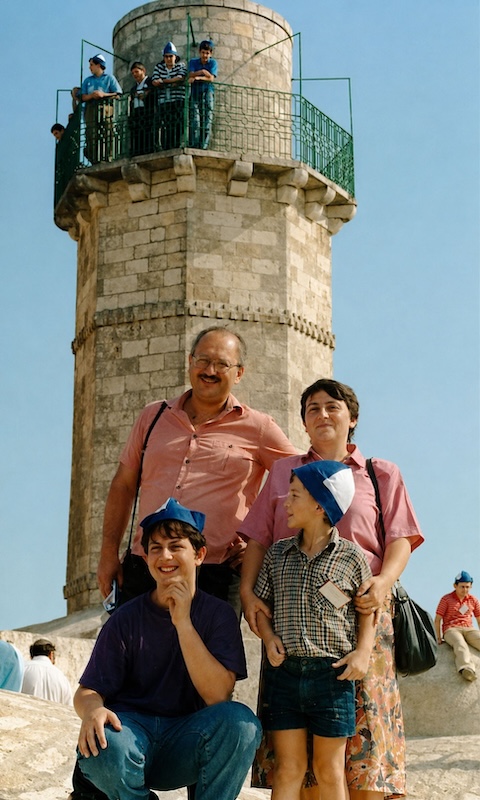 Leonid Afremov with family in Israel